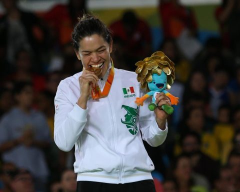 Lenia Ruvalcaba